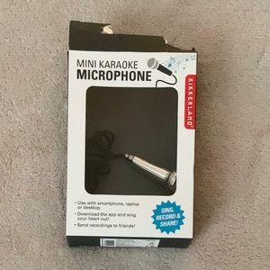 Microphone